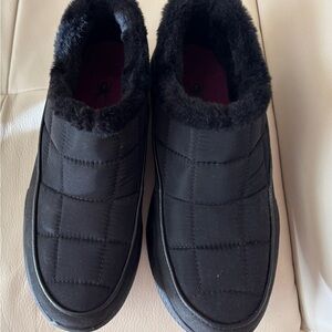 LEAH Waterproof Spyder Black Winter & Rain Boots. Size 9